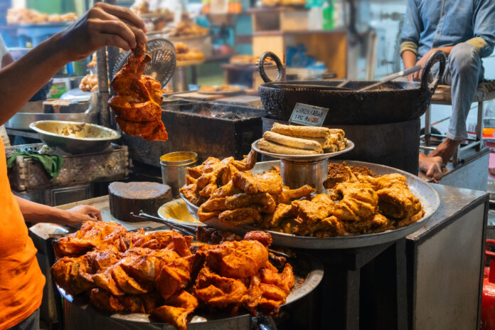 Best Old Delhi famous Street Food Places to Try