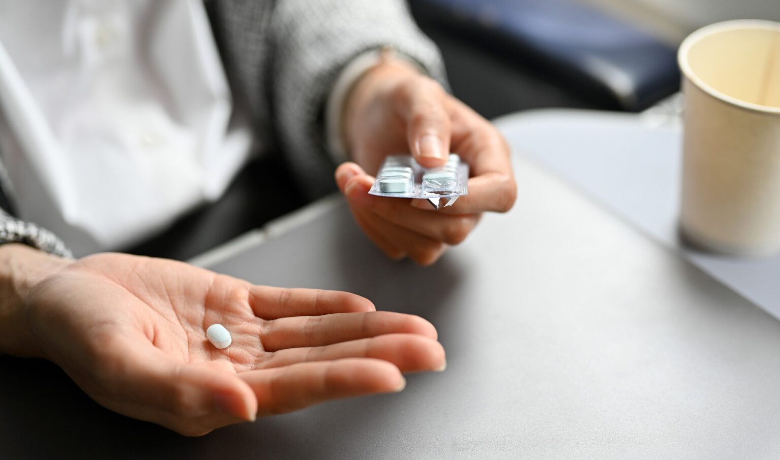 How to Stop Vomiting while Travelling