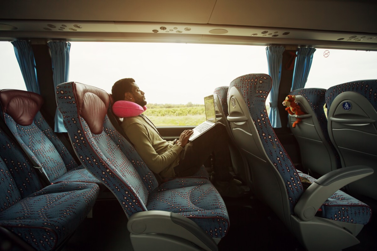 travel bus advantages