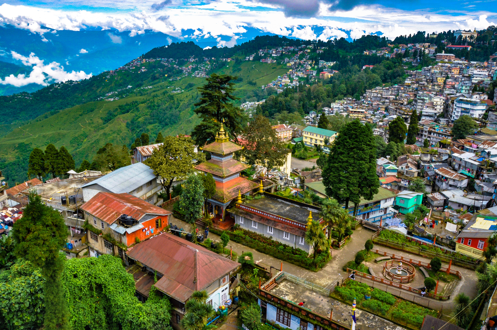 Darjeeling - best monsoon place to visit in India