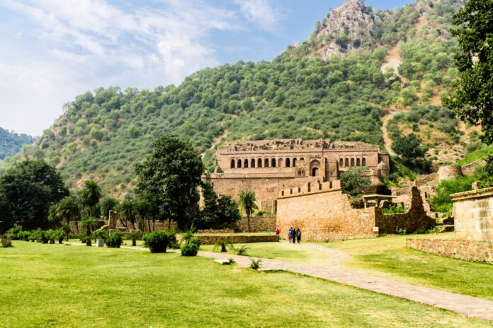 Top 5 Real Most Haunted Places in India