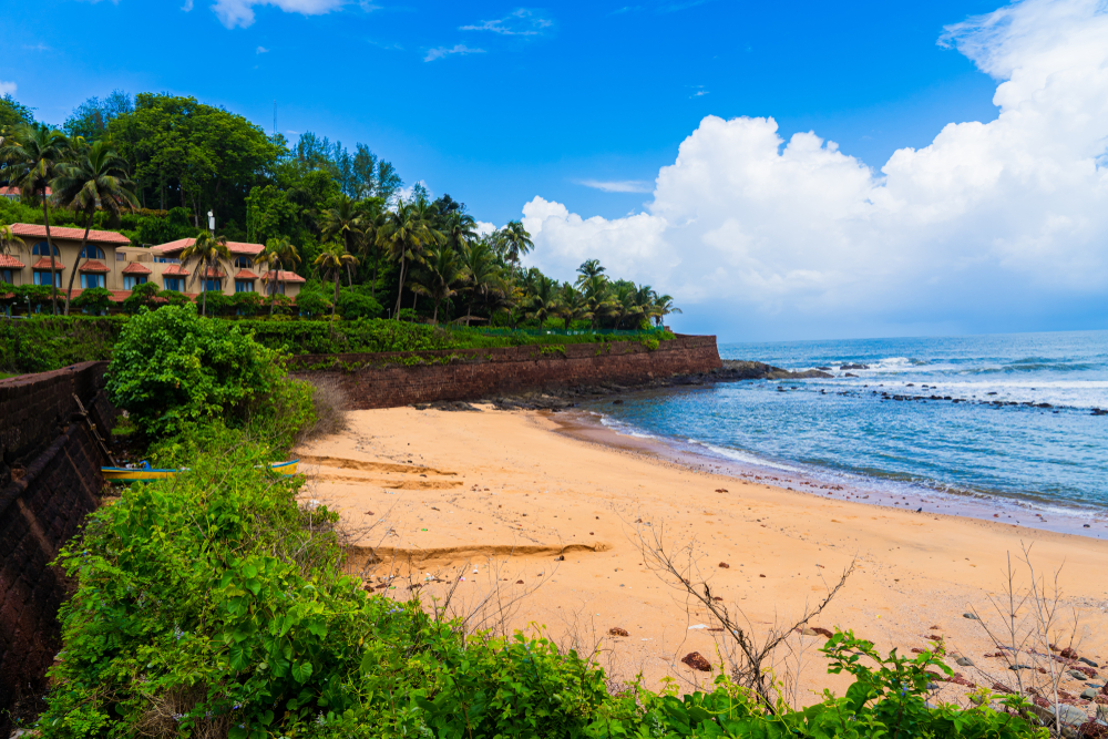 Sinquerim Beach