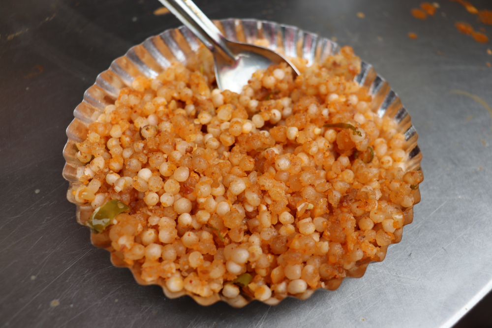 famous foods in shirdi