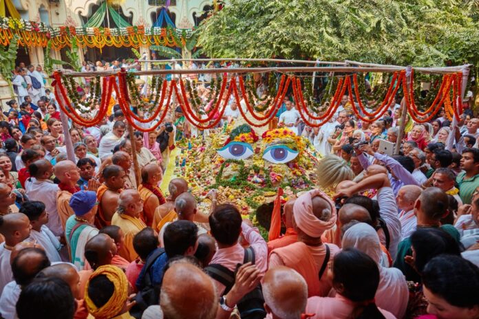 Govardhan Puja 2023: Date, Mahurat Timing, Celebration